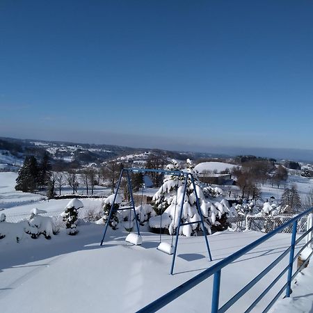 Le Lac, La Neige,La Vue La Tour-dʼAuvergne Exterior foto